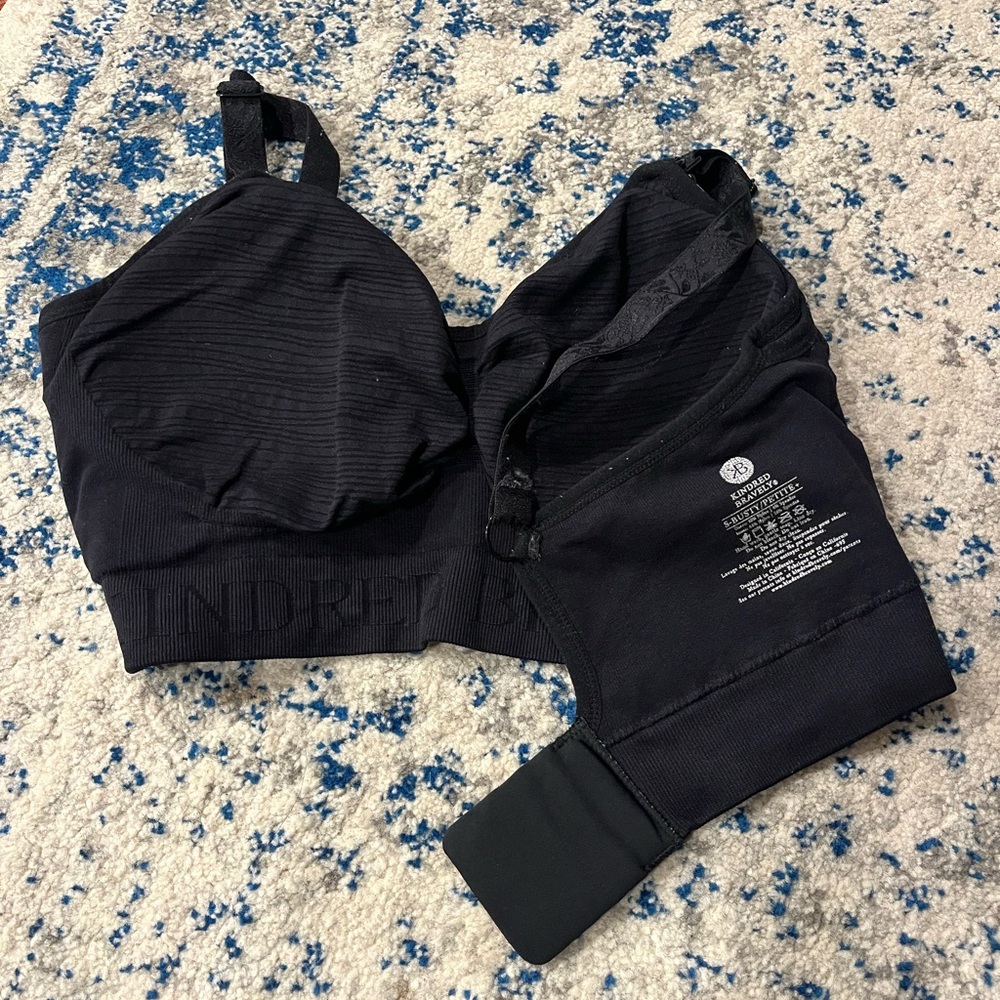 Kindred Bravely Black Hands Free Pumping/Nursing Bra small busty